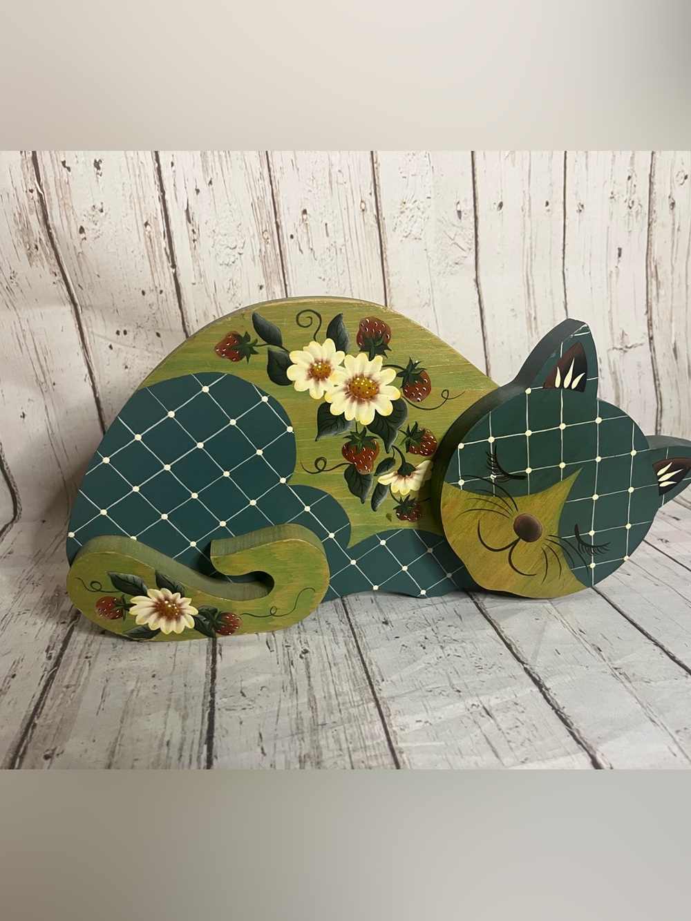 Vtg Handcrafted Wooden Cat Figurine Folk Art Strawberries Country Handpaint